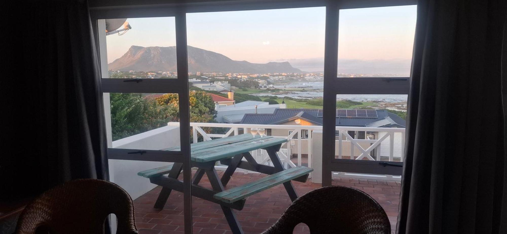 Pik 'N Wyntjie Lägenhet Gansbaai Exteriör bild
